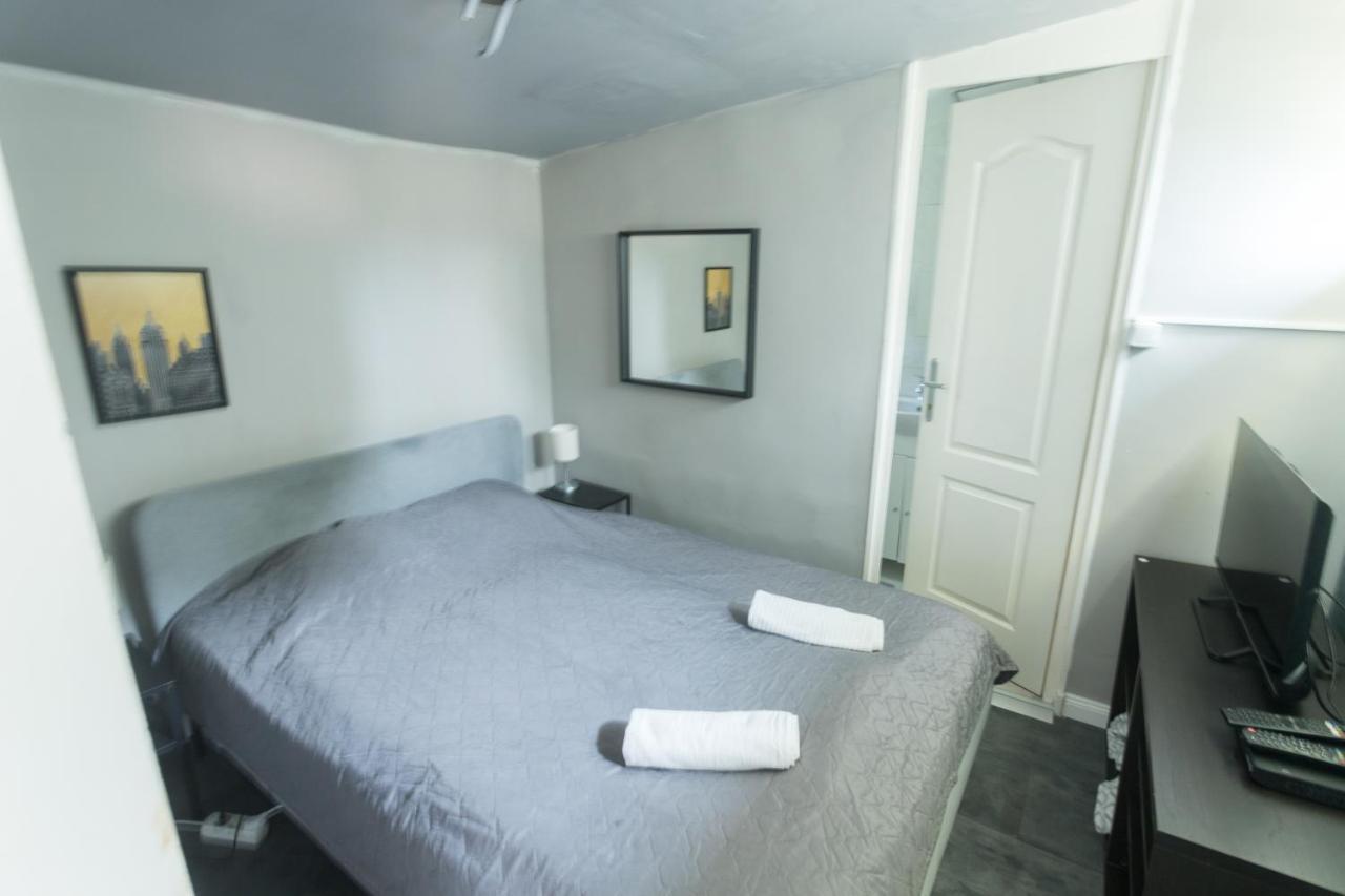 Hi-Bp Garden City Batsanyi Tiny House Near The City Train With Free Parking Budapest Extérieur photo