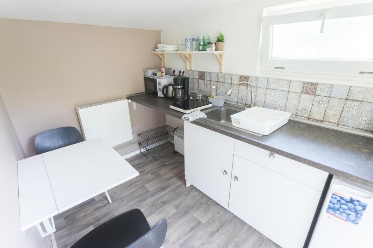 Hi-Bp Garden City Batsanyi Tiny House Near The City Train With Free Parking Budapest Extérieur photo