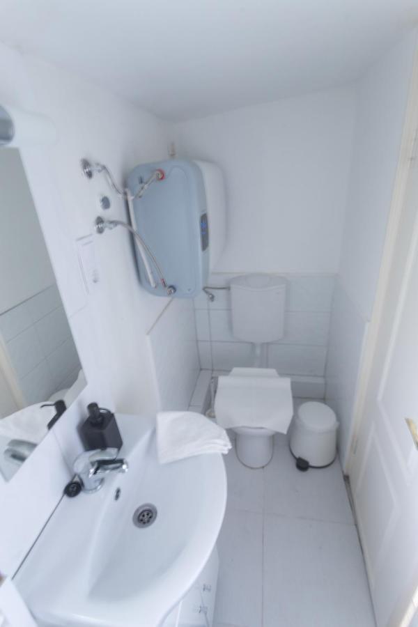 Hi-Bp Garden City Batsanyi Tiny House Near The City Train With Free Parking Budapest Extérieur photo